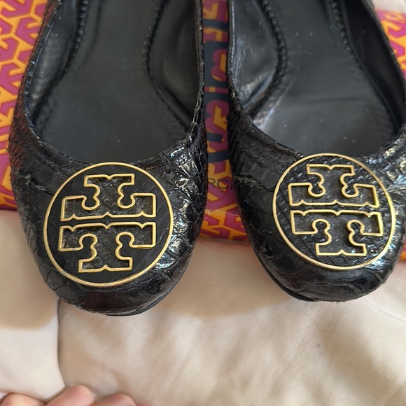 Tory Burch, Riva, black snake skin ballet flats - Picture 7 of 7